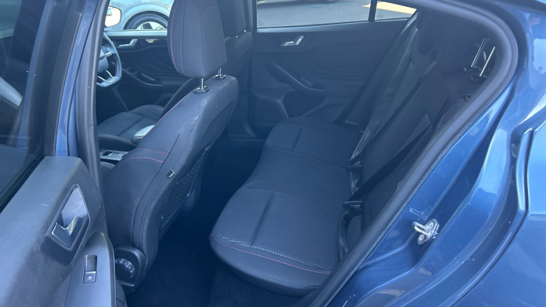 Ford Focus 1.0 EcoBoost 125 ST-Line 5dr Petrol Hatchback